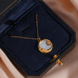 Collier Evangeline Lunar en or