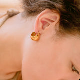 Boucles d'oreilles Sunna Gold Huggie